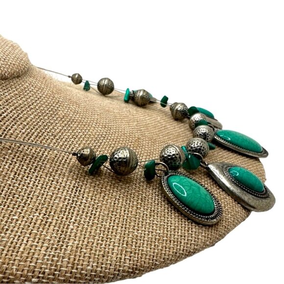 Boho Faux Green Turquoise Silver Metal Bead Necklace Handcrafted - Picture 2 of 8
